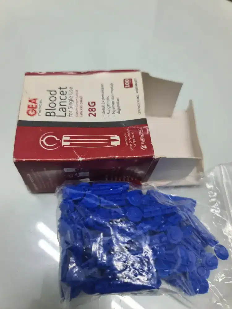 Blood lancet ,jarum penusuk test darah