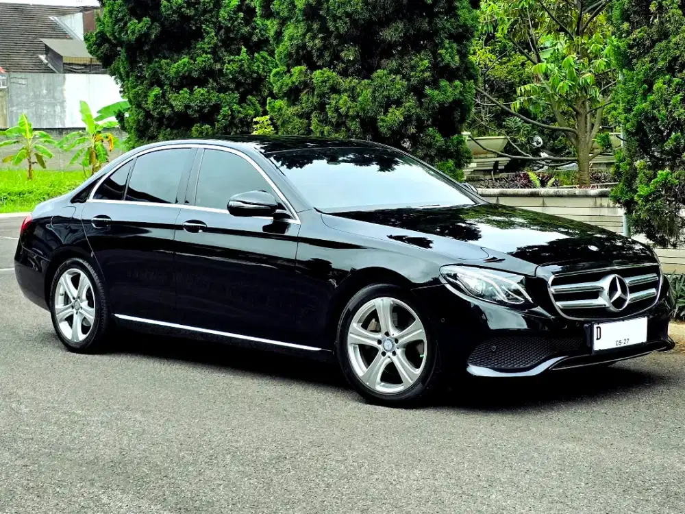 19rb! MERCEDES E250 AVANTGARDE 2017 OBSIDIAN BLACK W213/2018