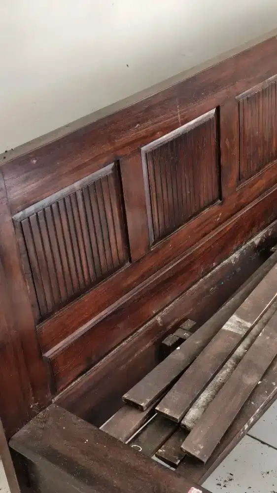 Dipan kayu jati 180x200