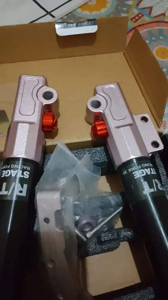 Tabung shock depan matic