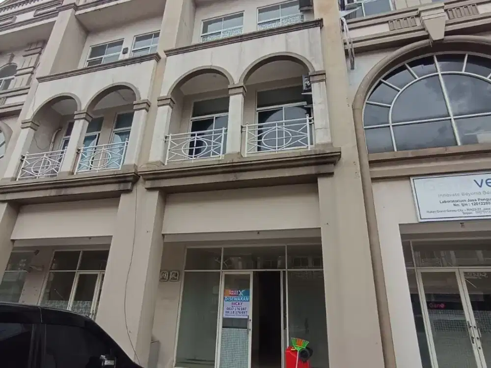 Sewa Murah! Ruko 3 Lantai Grand Galaxy City, Cocok Kantor & Usaha