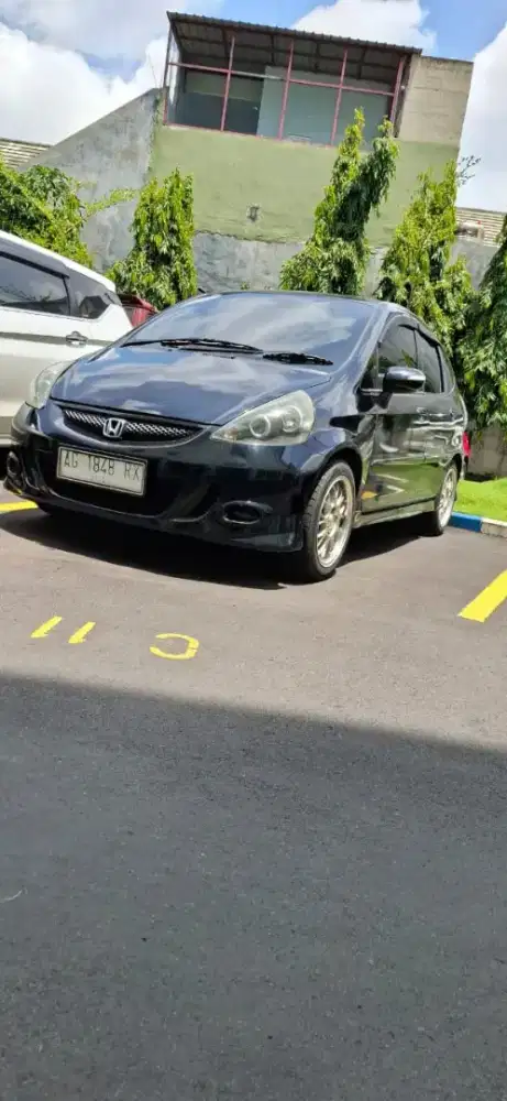 Dijual murah mobil jazz manual 2008