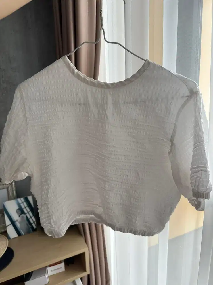 Baju Atasan Wanita Uniqlo