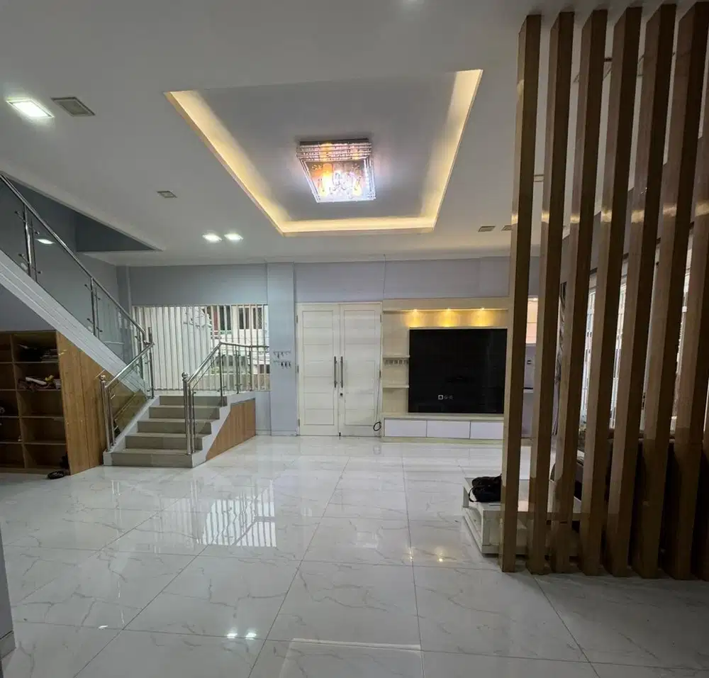 Di jual Rumah Kelapa Gading