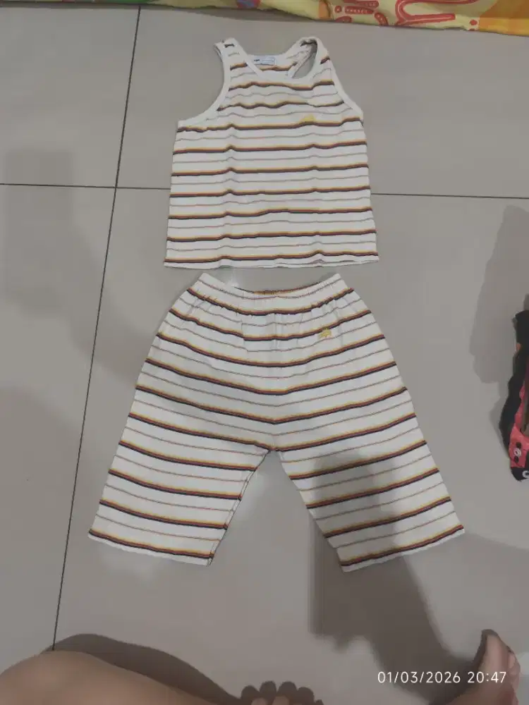 Preloved pakaian bayi laki2 1 tahun