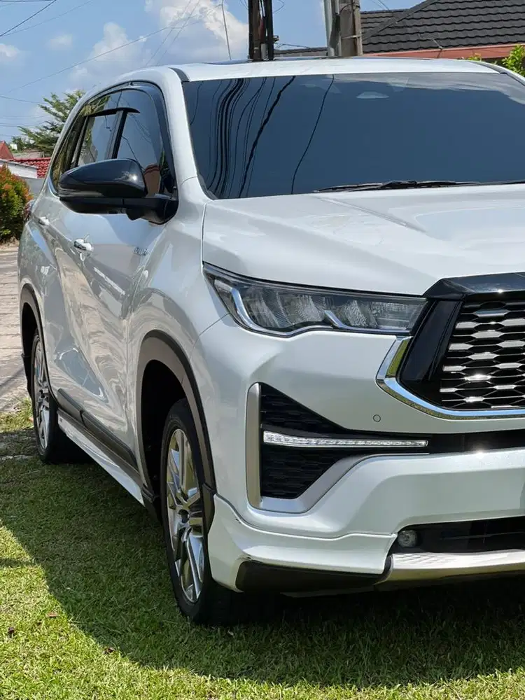 Innova zenix type Q hybrid TSS