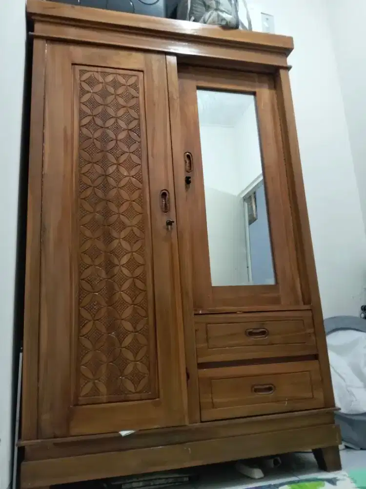 Di Jual Lemari Kayu Jati