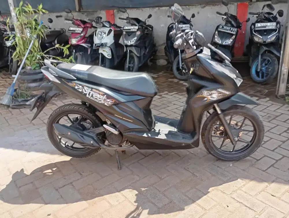 Honda beat Street Tahun 2023 Surat Komplit