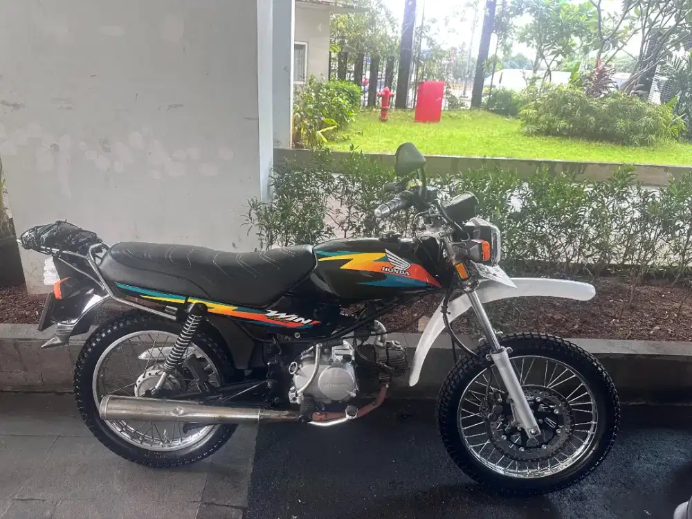 Honda Win Terawat tinggal pakai srt lengkap