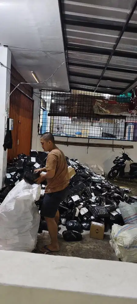 Mencari bagian packing