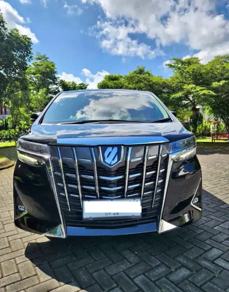 Alphard X AT 2019