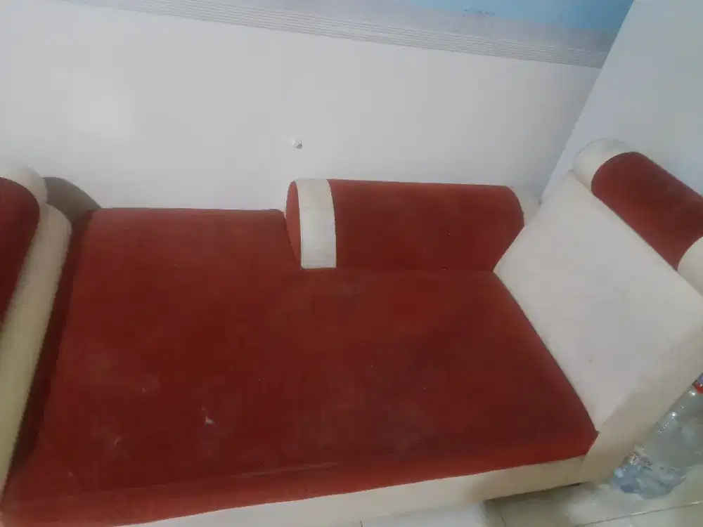 Dijual cepat sofa letter L