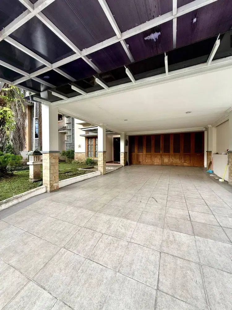 Rumah Mewah di Perumahan Taman Palagan Asri 1