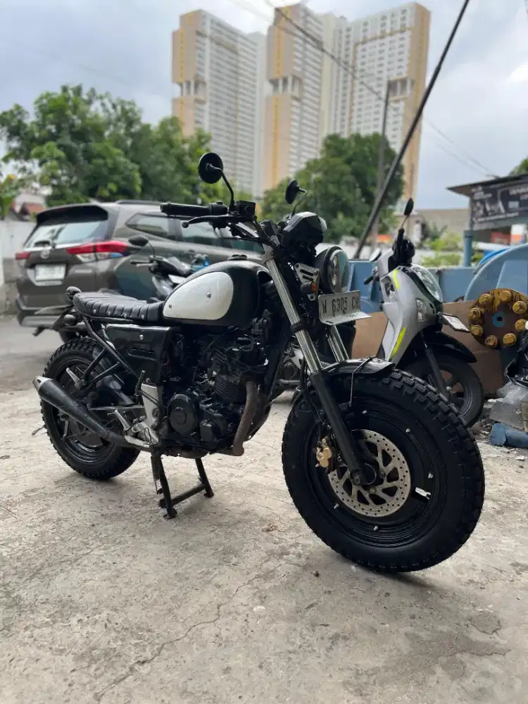 Motor Custom Japstyle / Caferacer Yamaha Byson 2012 NEGO SAMPAI DEAL