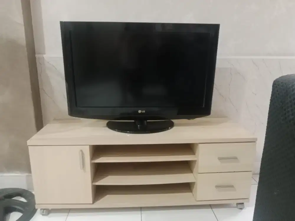TV LCD LG 32Inchi