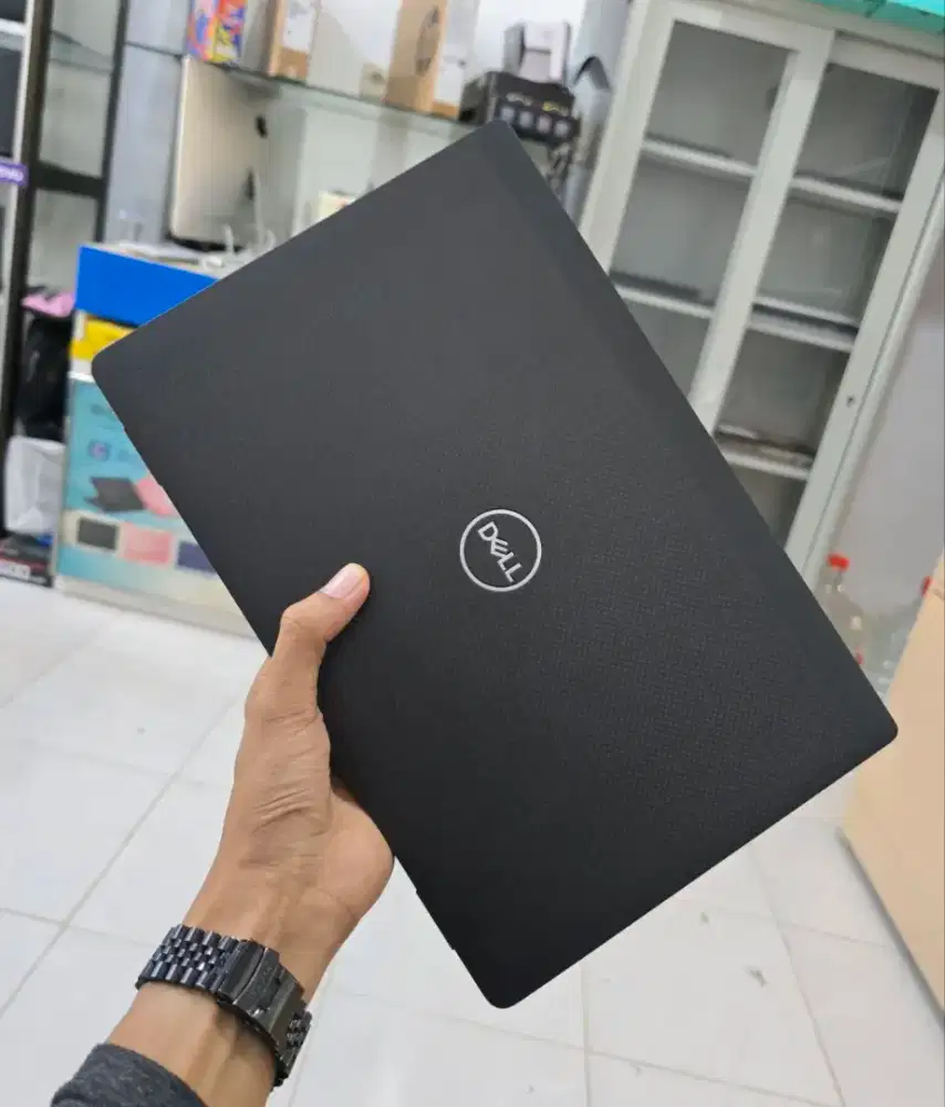 Dell Latitude 7420