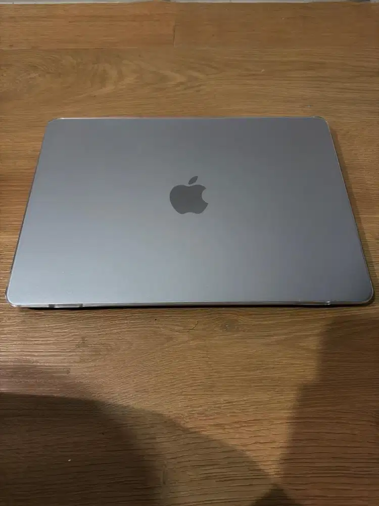Macbook Air M2, 8GB 2022 istimewa