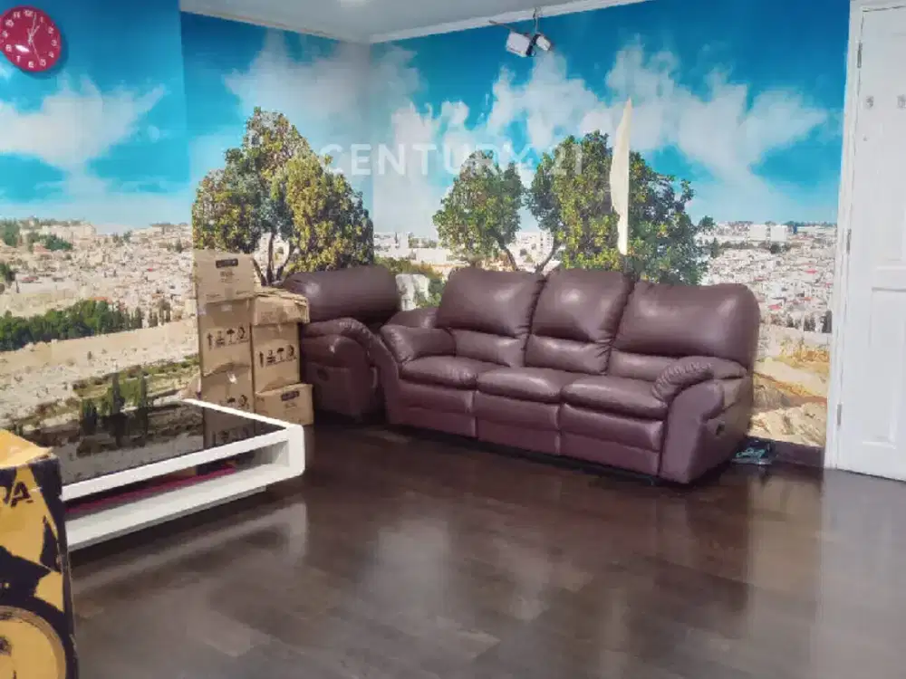 Dijual Apartement Frenchwalk 2gandeng Lantai Tinggi.