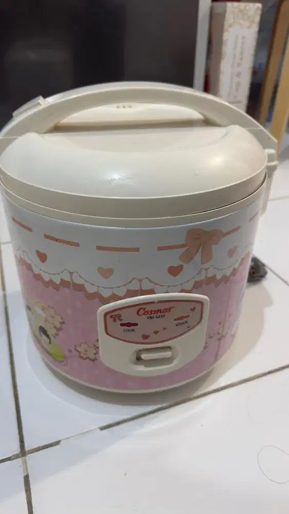 Rice cooker / Penanak nasi