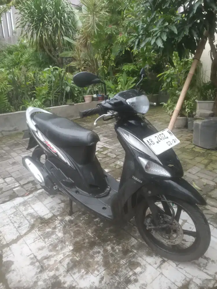 Yamaha Mio sporty hitam