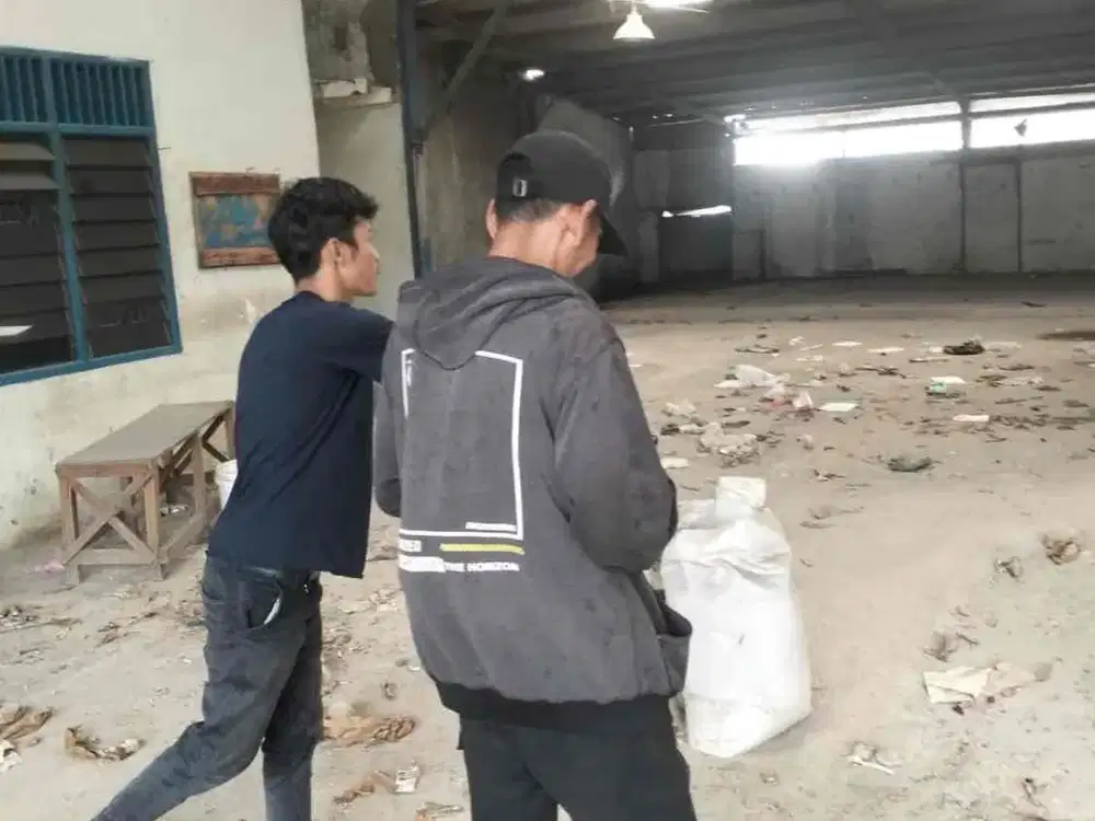 Di sewakan gudang murah
