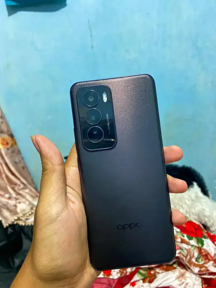 Oppo Reno 12 5G