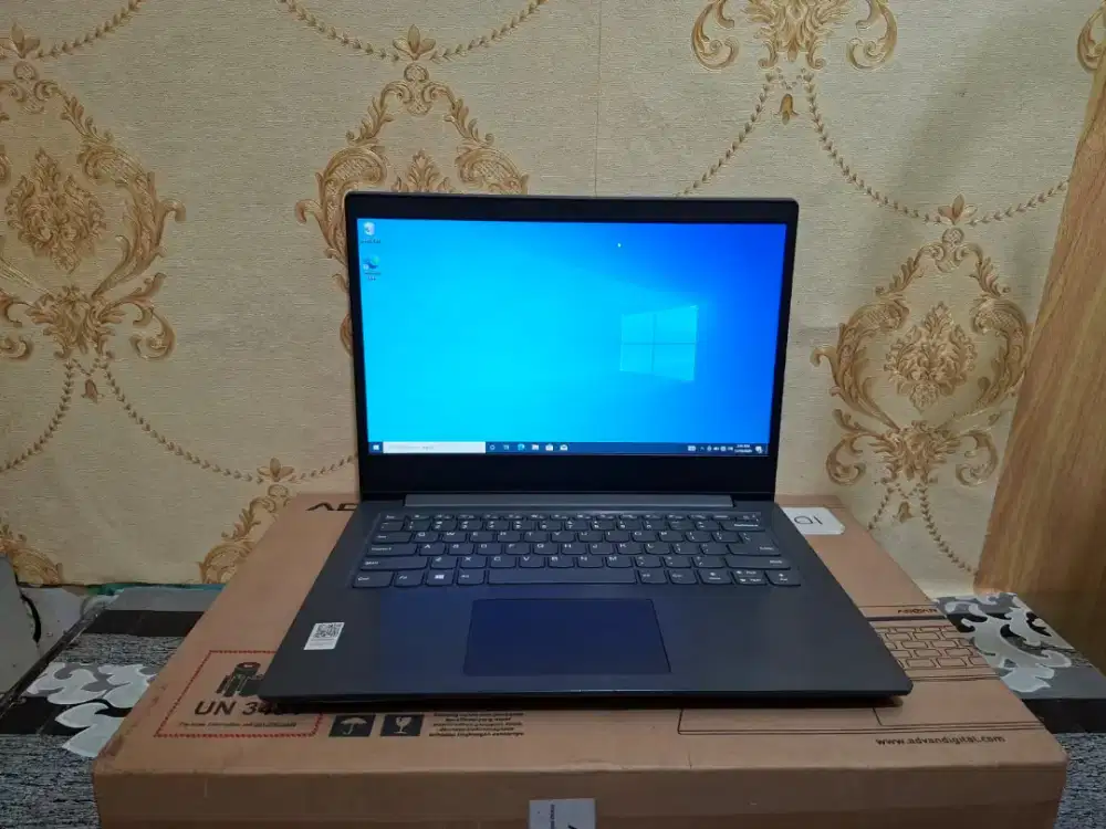 Jual cepet aja LAPTOP LENOVO IDEAPAD V14-ADA