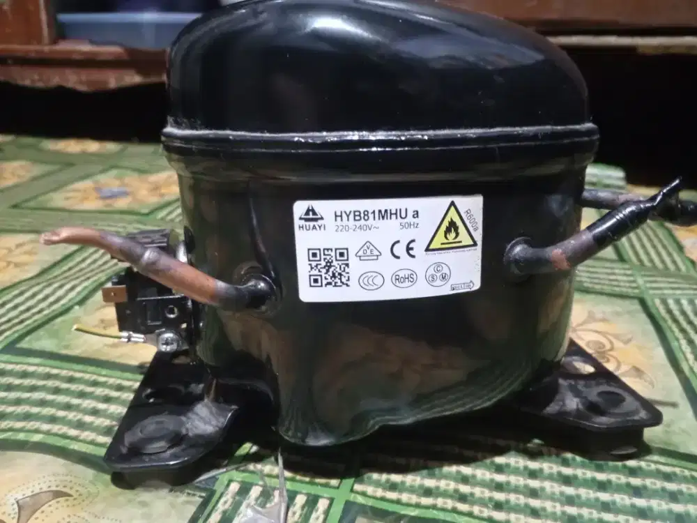 Kompresor kulkas 1/6 pk buat kulkas 2 pintu dan showces,