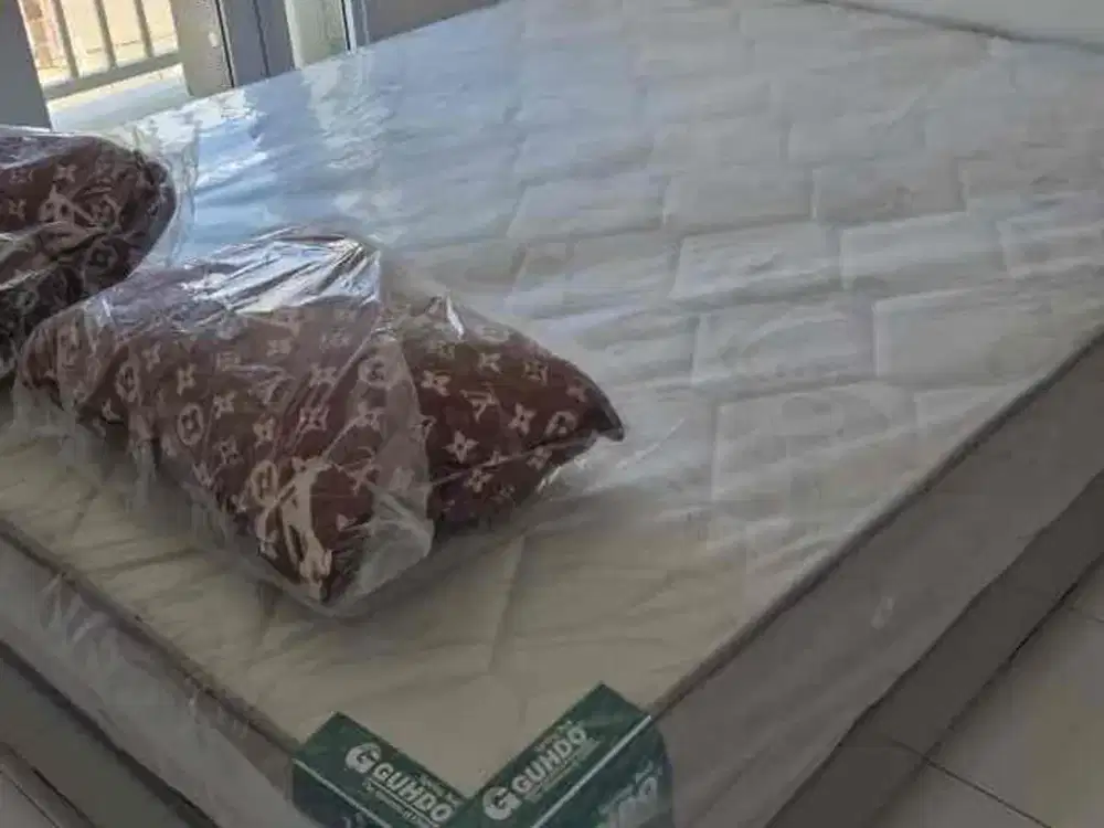 Disewakan Apartemen Tokyo Riverside pik2 studio semi furnish 15jt/thn