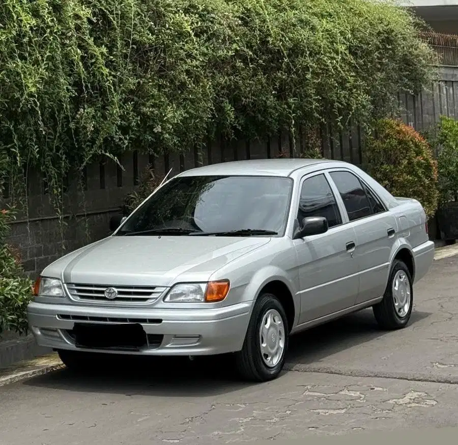 Toyota Soluna MT XLi 2002, KM 80RIBU!!