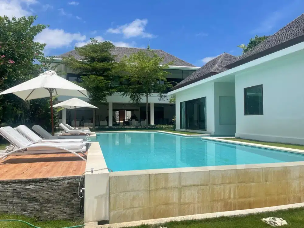 Dijual: Vila Modern Mewah dengan Izin Pondok Wisata — Kayutulang Selatan, Canggu