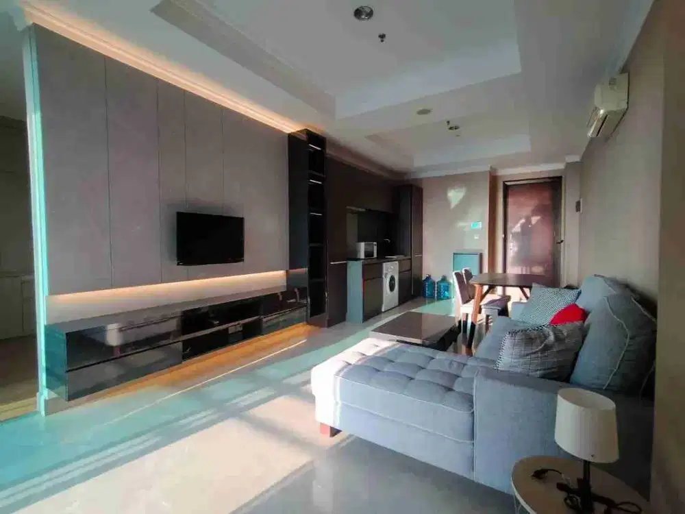 Disewakan Apartemen Residence 8 – 1BR High Floor, Full Furnished, SCBD