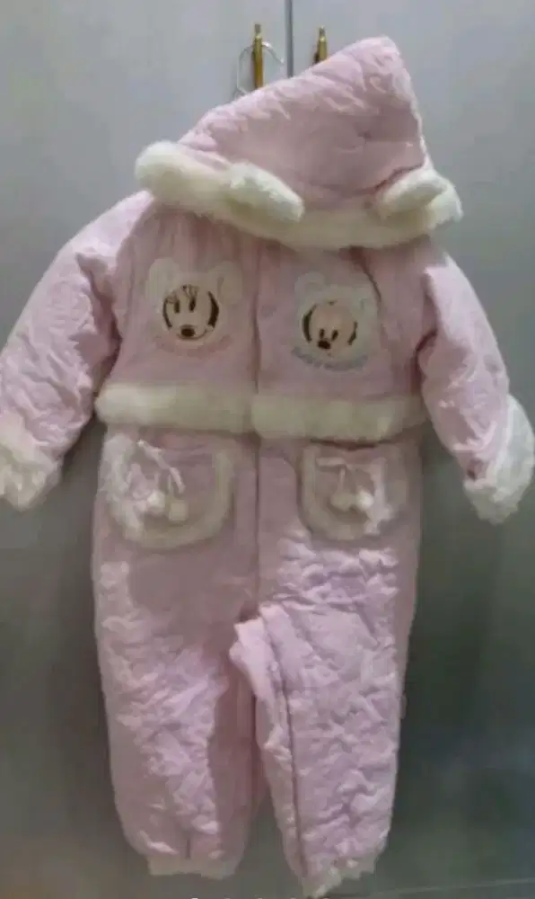 Jumper Anak Disney Original
Baju dingin tebal