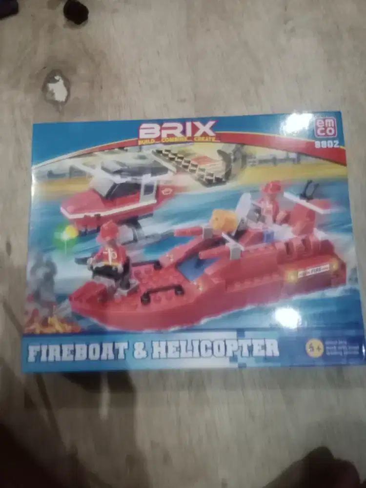 Brick Emco, Action Figure iron man, Hotweels