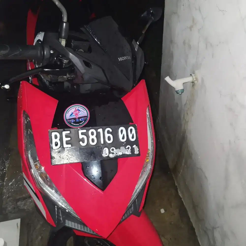 Vario 125 CBS iss