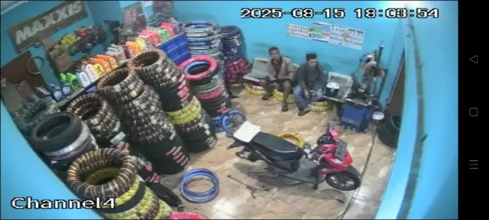 Mencari mekanik tambahan.