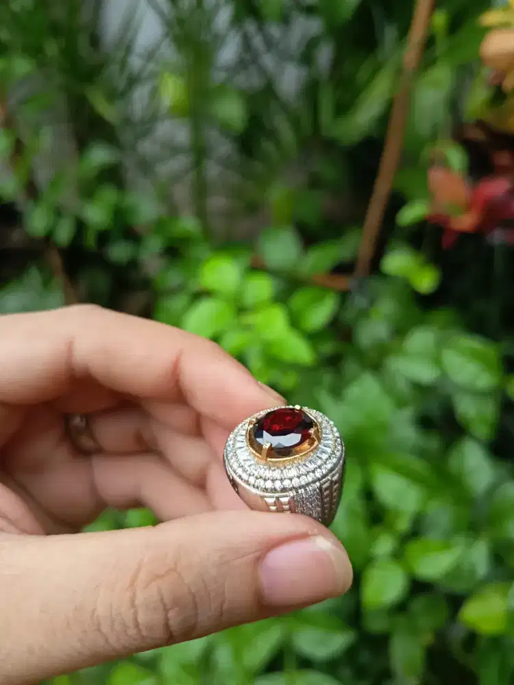 Natural Rhodolite Garnet 3,78 Ct memo GLI Ring Mewah Size 7