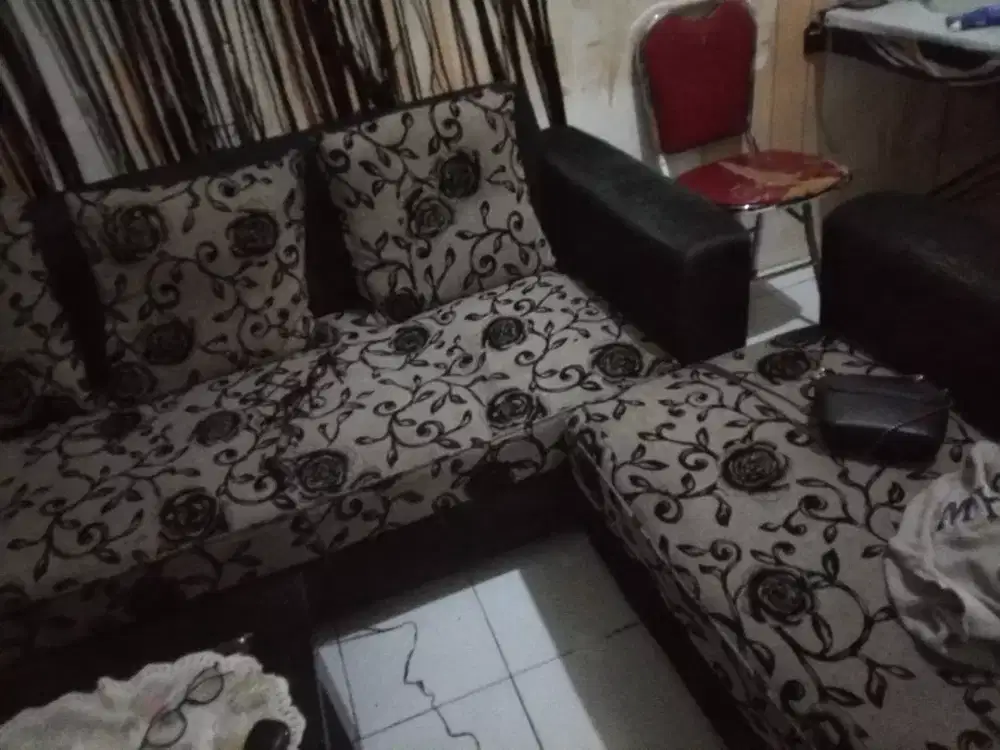 Sofa buat ruang tamu