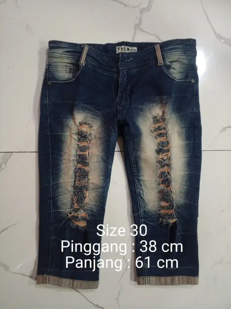 CELANA 7/8 MERK TARA SIZE 30 JEANS DENIM (EKS)