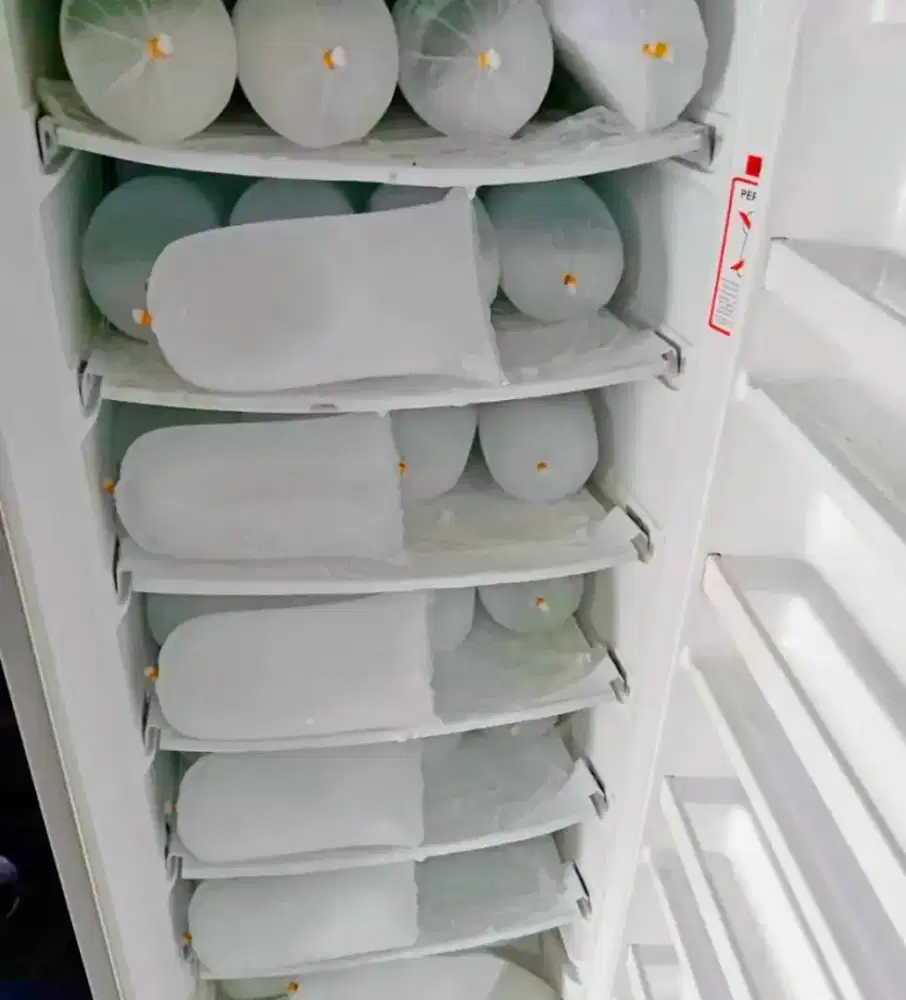 Jual bu freezer kulkas ukuran 6 rak normal no kendala