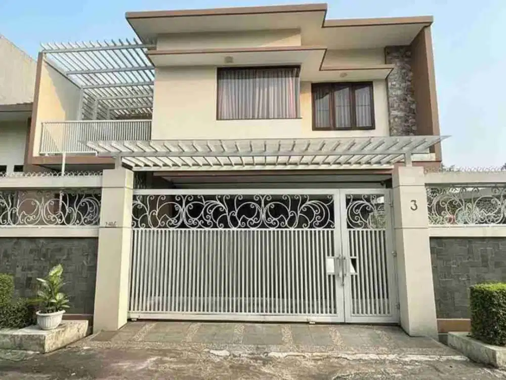 RUMAH DIJUAL MEWAH HOOK DI CIBEUREUM SUKABUMI