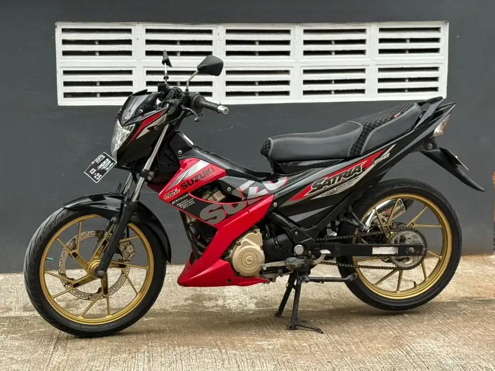 Suzuki satria fu 2015 murah