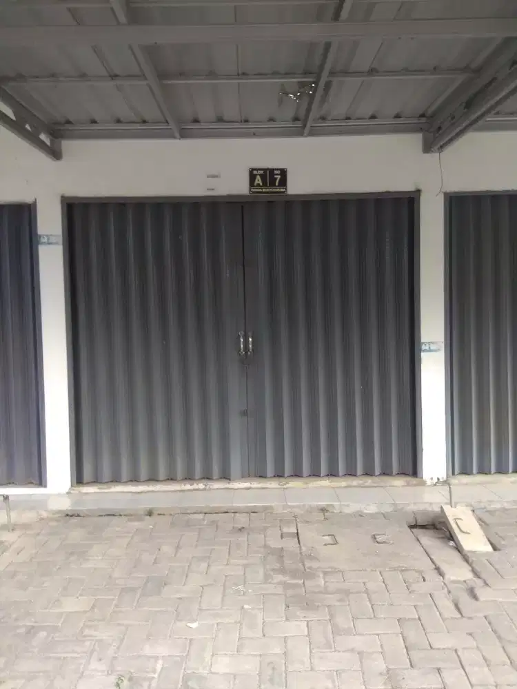 Disewa/dijual ruko 2 lantai siap huni