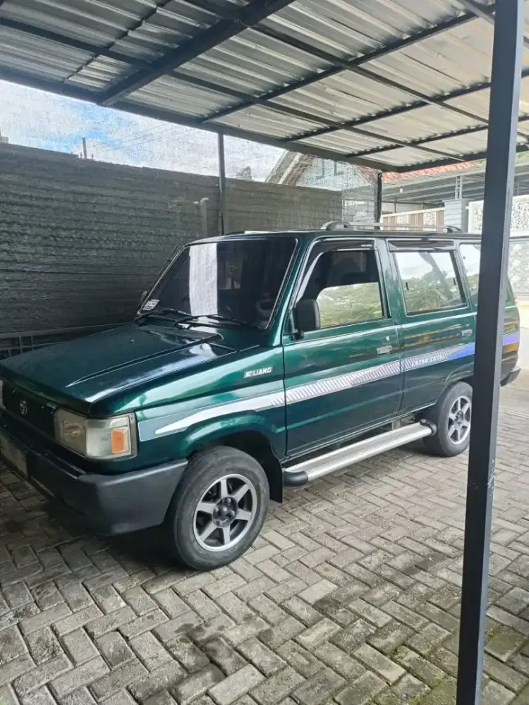 Toyota Kijang _ 1992, aman irit - Trenggalek