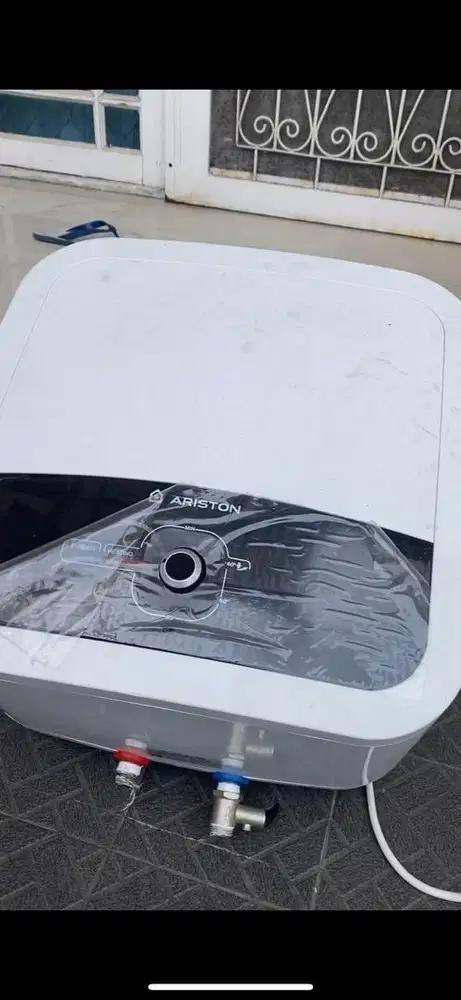 Ariston Water Heater Andris2 RS 30 Liter 500 Watt