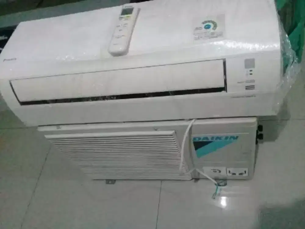 Jual AC bekas dan baru Daikin panasonic Sharp LG Samsung