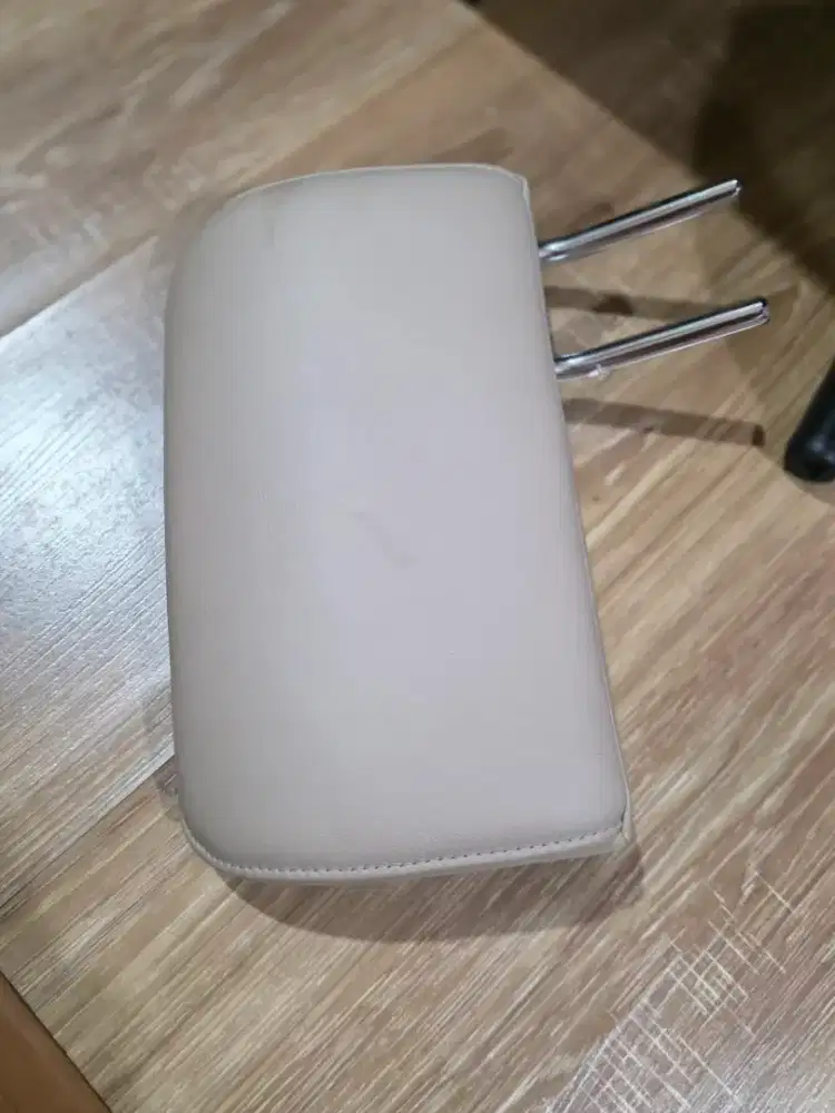 Sandaran Kepala Bekalang Alphard 2012