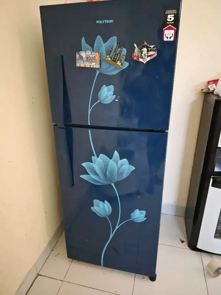 Kulkas polytron 2 pintu