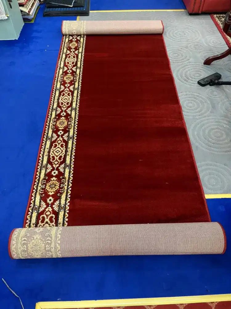 Karpet impor tebal dan halus