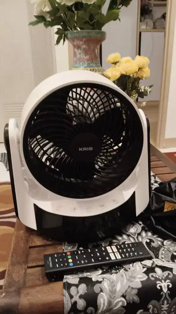 Preloved Table Fan Jual Cepat!